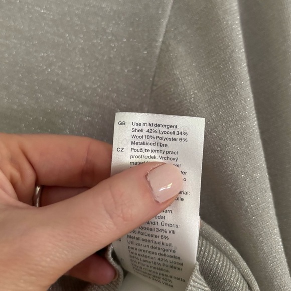 COS Cropped Wool Blend Cardigan Beige Metallic Size M - Picture 7 of 8